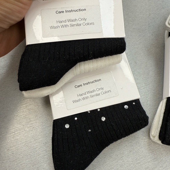 Cinq a Sept White Pearl-Embellished Socks NWT women - Picture 3 of 3